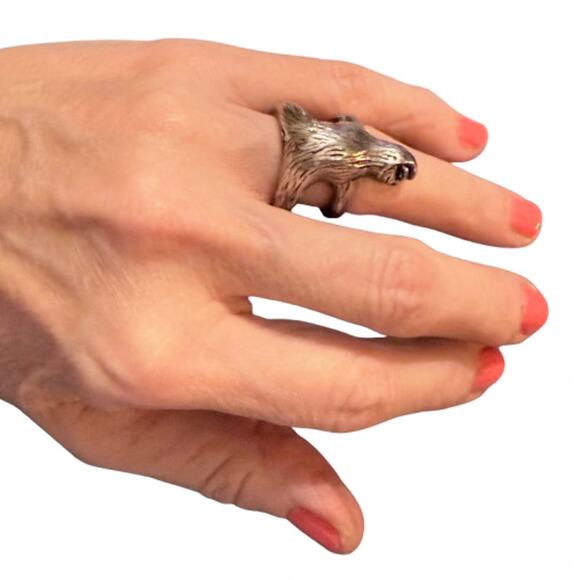 Silver Tone Sloth Finger Grip Ring Size 5.5 US - Picture 3 of 7